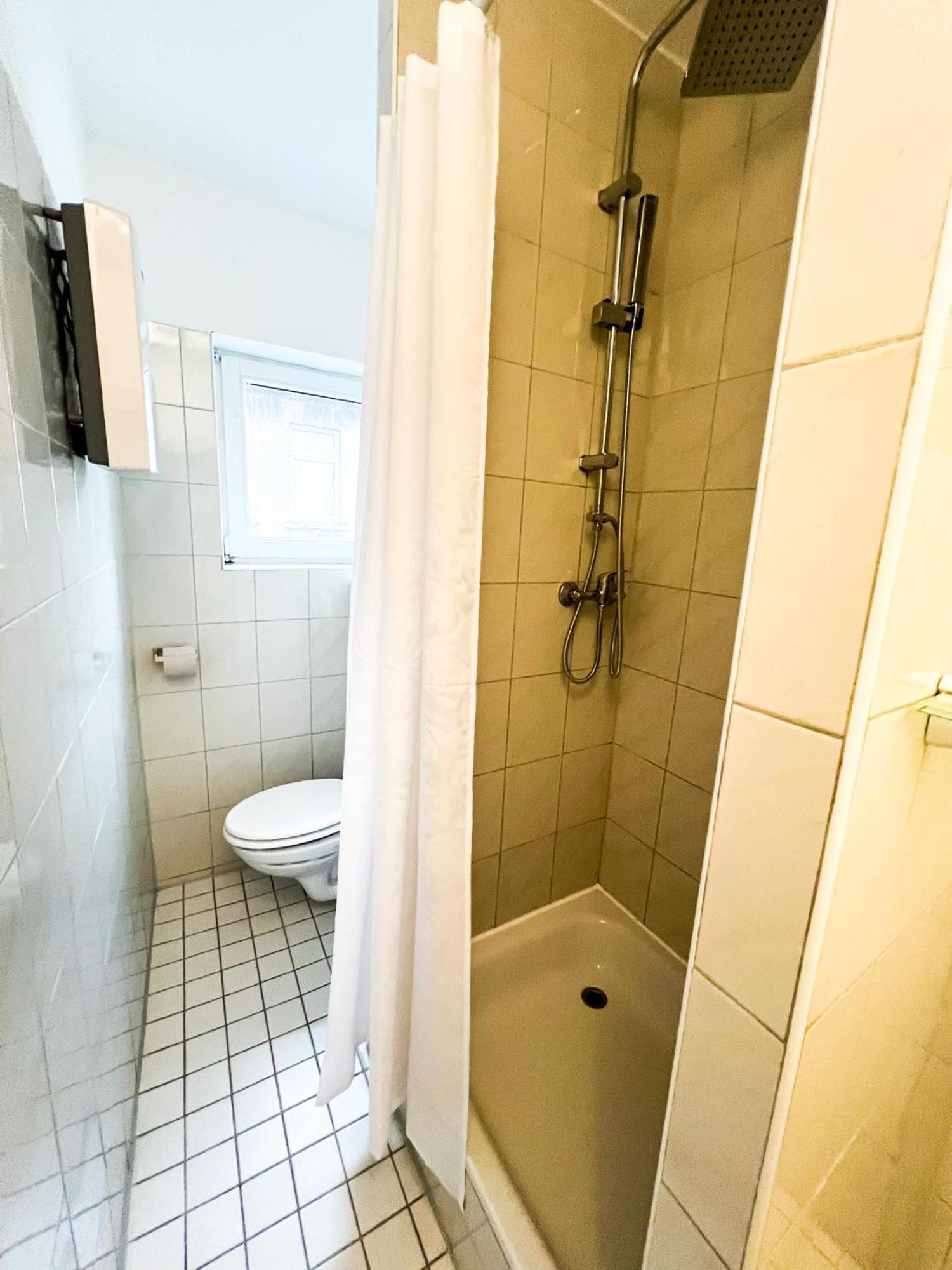 Ferienwohnung Krefeld House - 20 Min to DUS AIRPORT&MESSE Exterior foto