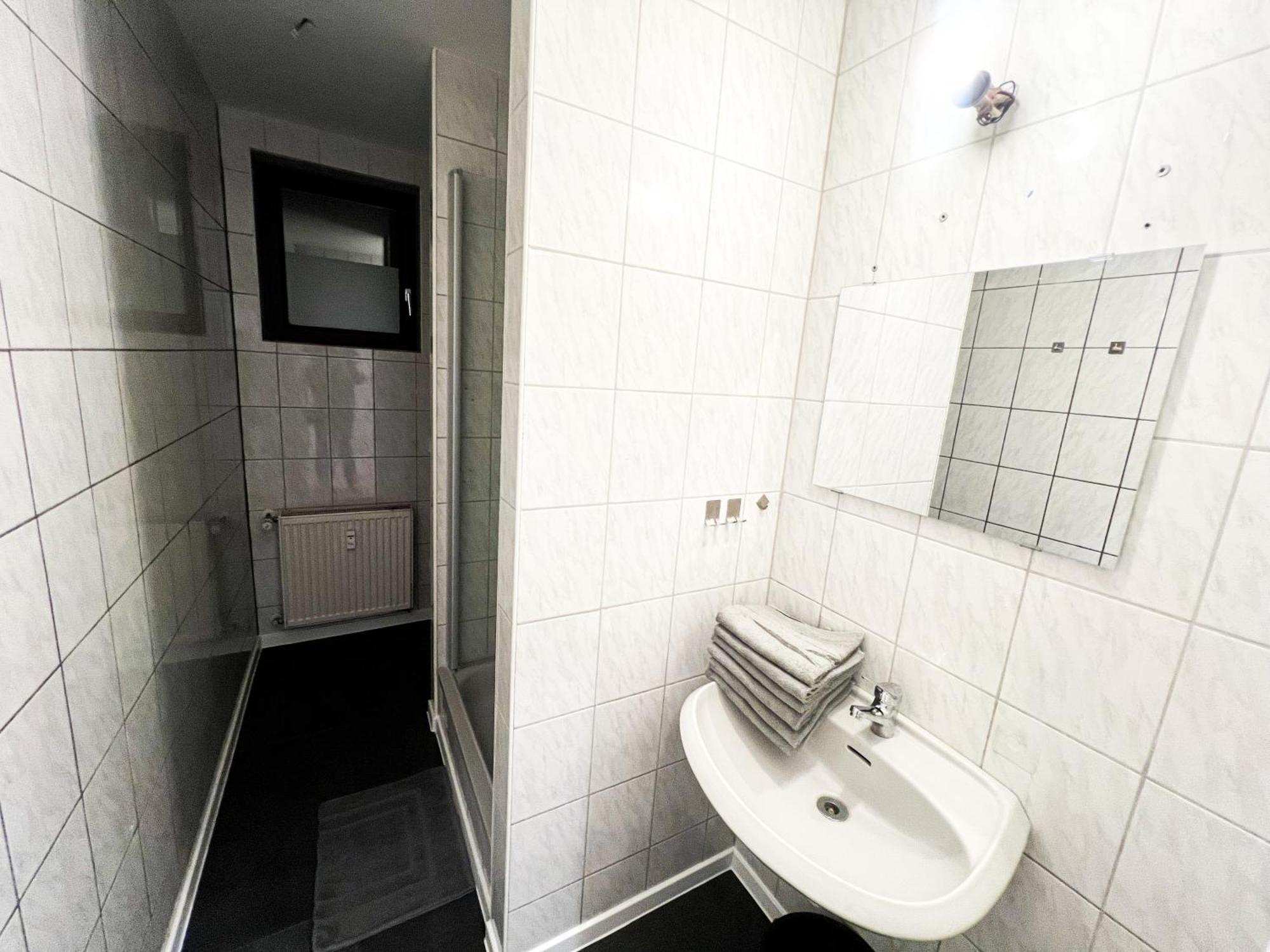 Ferienwohnung Krefeld House - 20 Min to DUS AIRPORT&MESSE Exterior foto