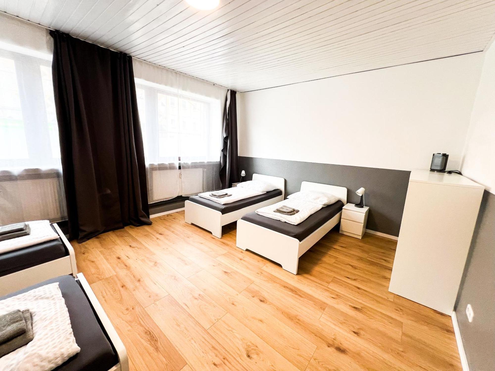 Ferienwohnung Krefeld House - 20 Min to DUS AIRPORT&MESSE Exterior foto