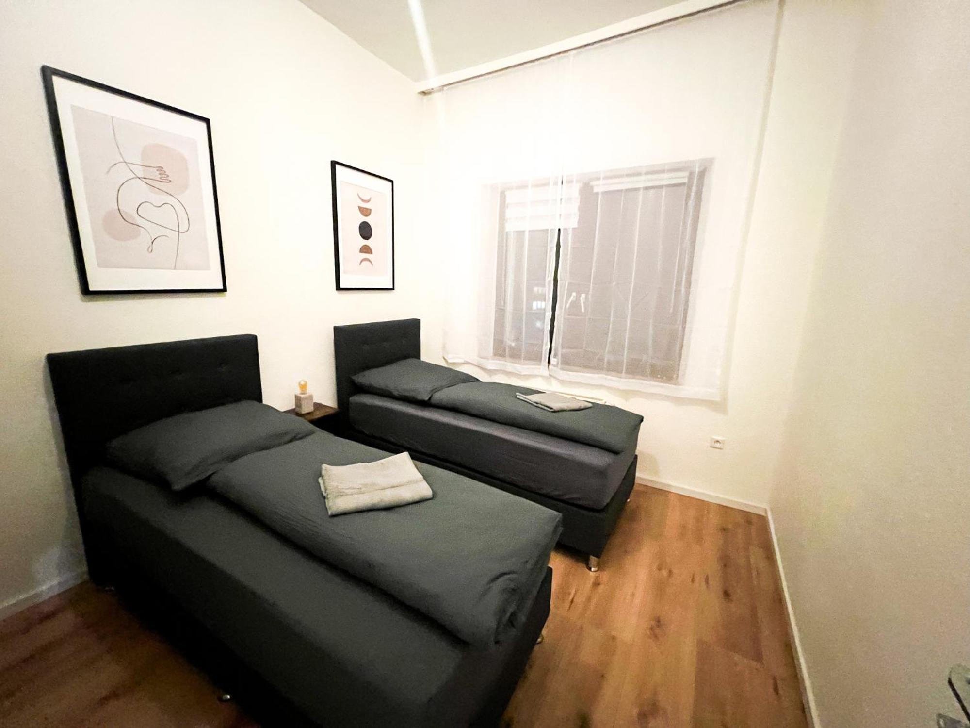 Ferienwohnung Krefeld House - 20 Min to DUS AIRPORT&MESSE Exterior foto