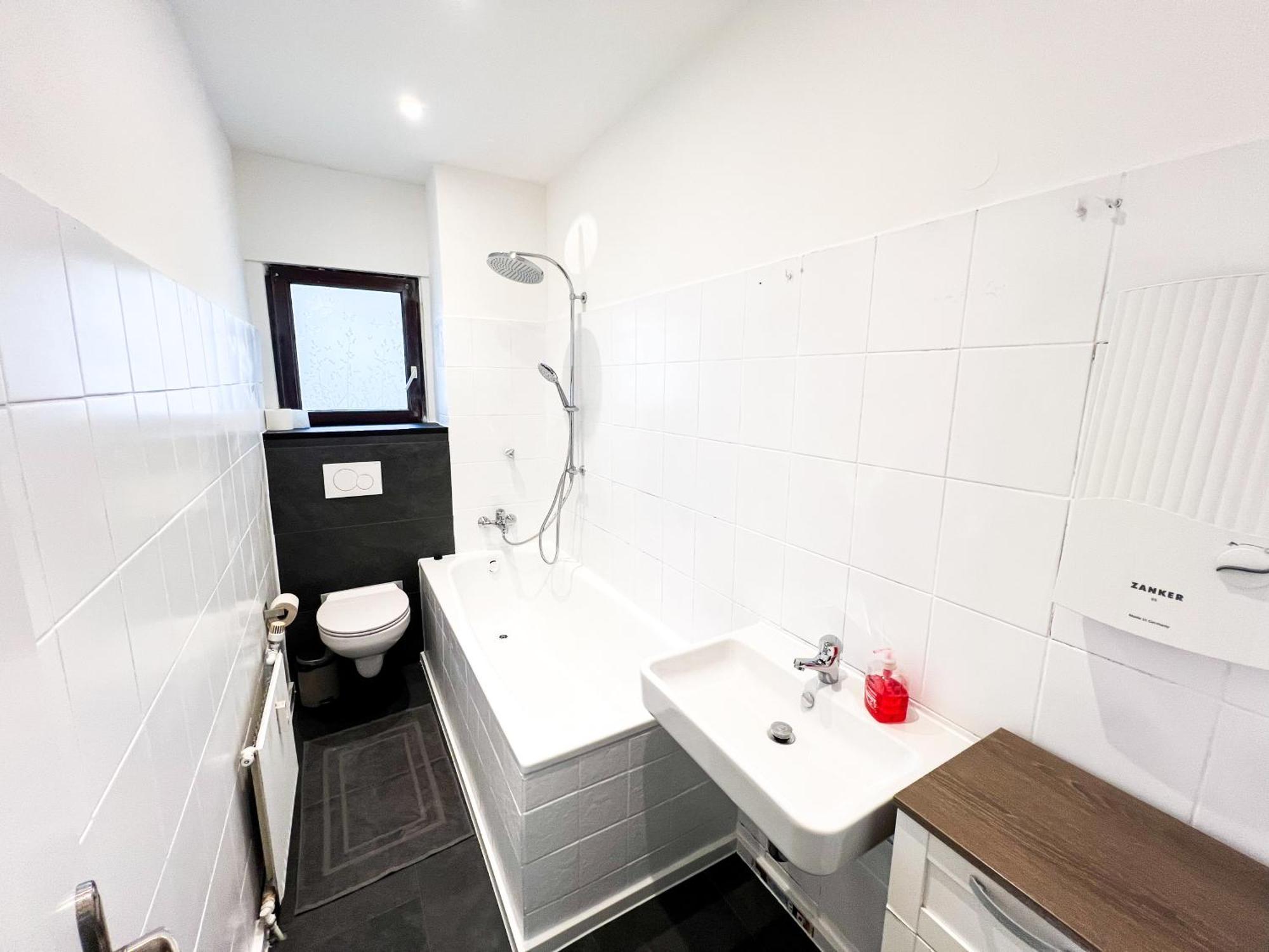 Ferienwohnung Krefeld House - 20 Min to DUS AIRPORT&MESSE Exterior foto